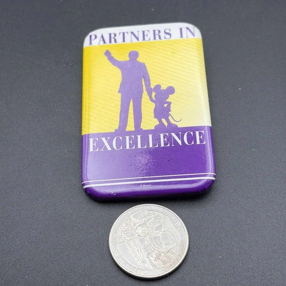 Disney Partners In Excellence Walt &‎ Mickey Mouse Holding Hands Pin